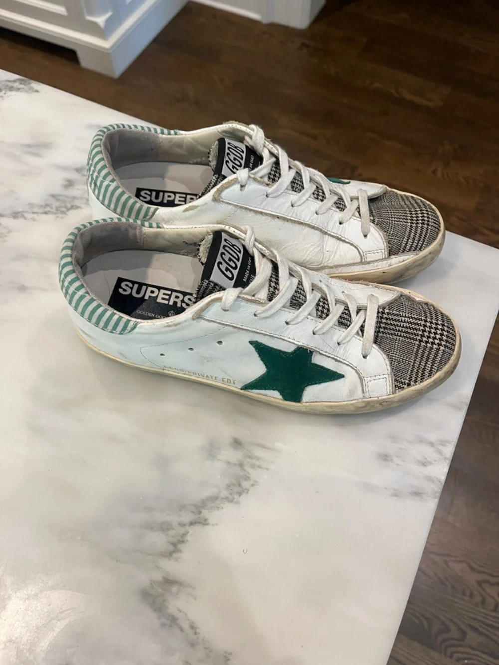 Authentic Golden Goose Sneakers size 37 - Picture 2 of 8